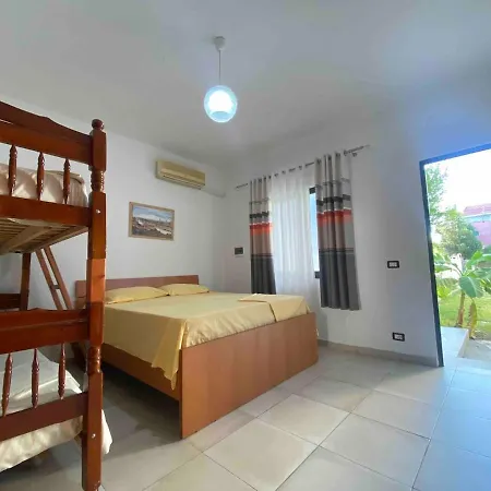 Rubin-cosy With A Garden & Patio * Durrës