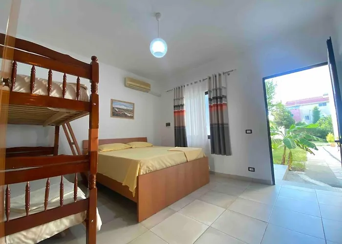 Rubin-cosy With A Garden & Patio * Durrës